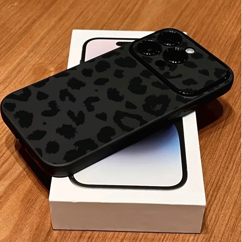 Модный черный чехол с леопардо – обзор и цена Apple Iphone 15 Pro Max